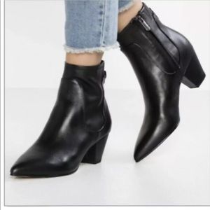 karlee bootie sam edelman